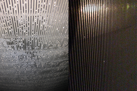 Reactor screen before and after dry ice blasting