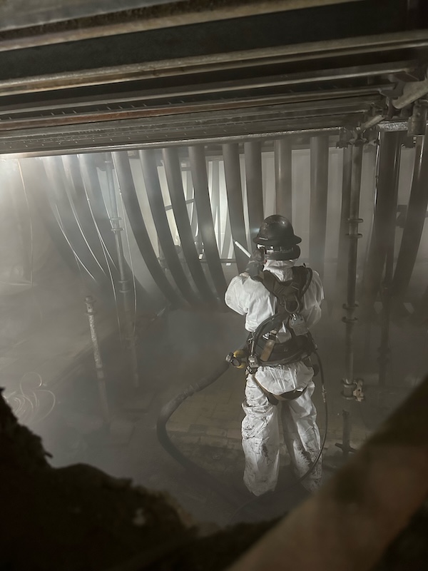 Radiant tube cleaning